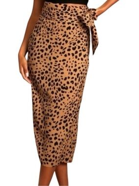 Lulus Leopard Print Wrap Midi Skirt — Camel & Black